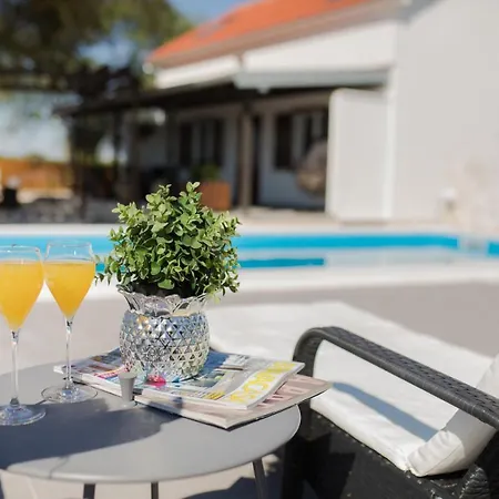 Rustica Вилла *